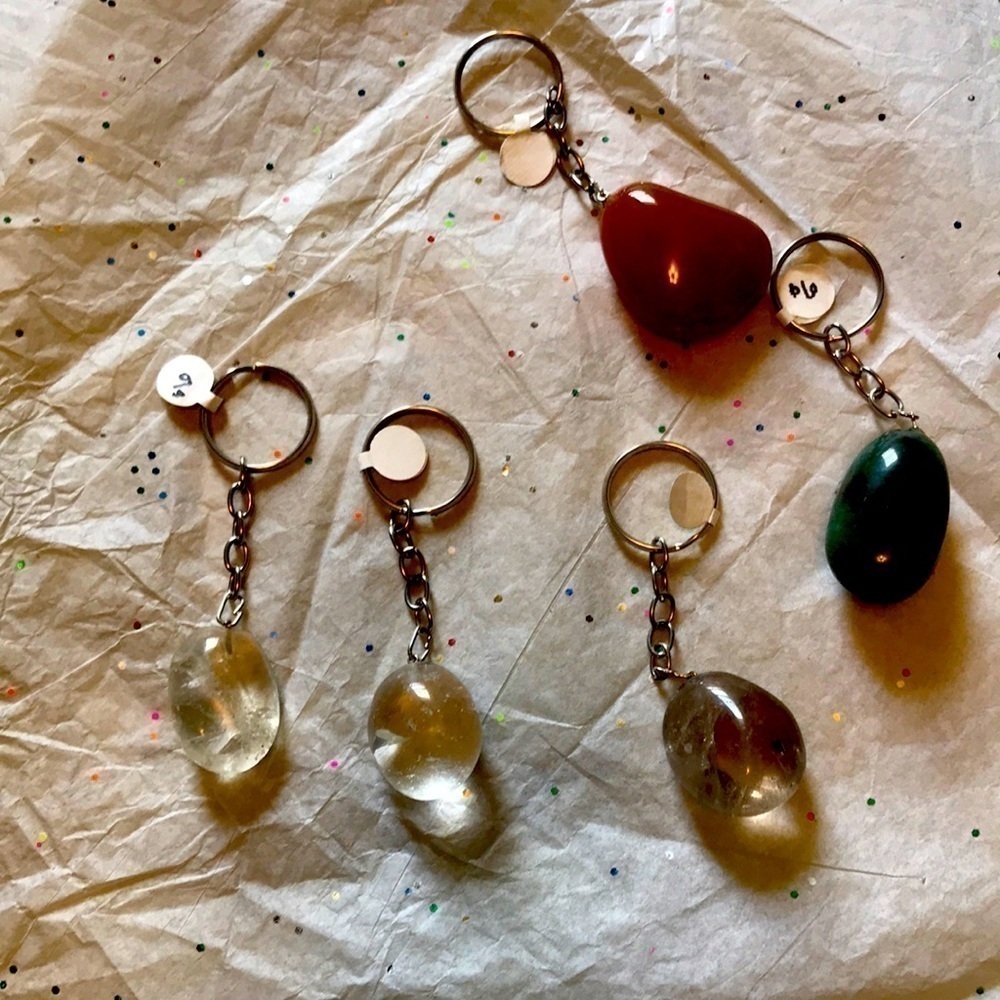 Tumbled stone key chains